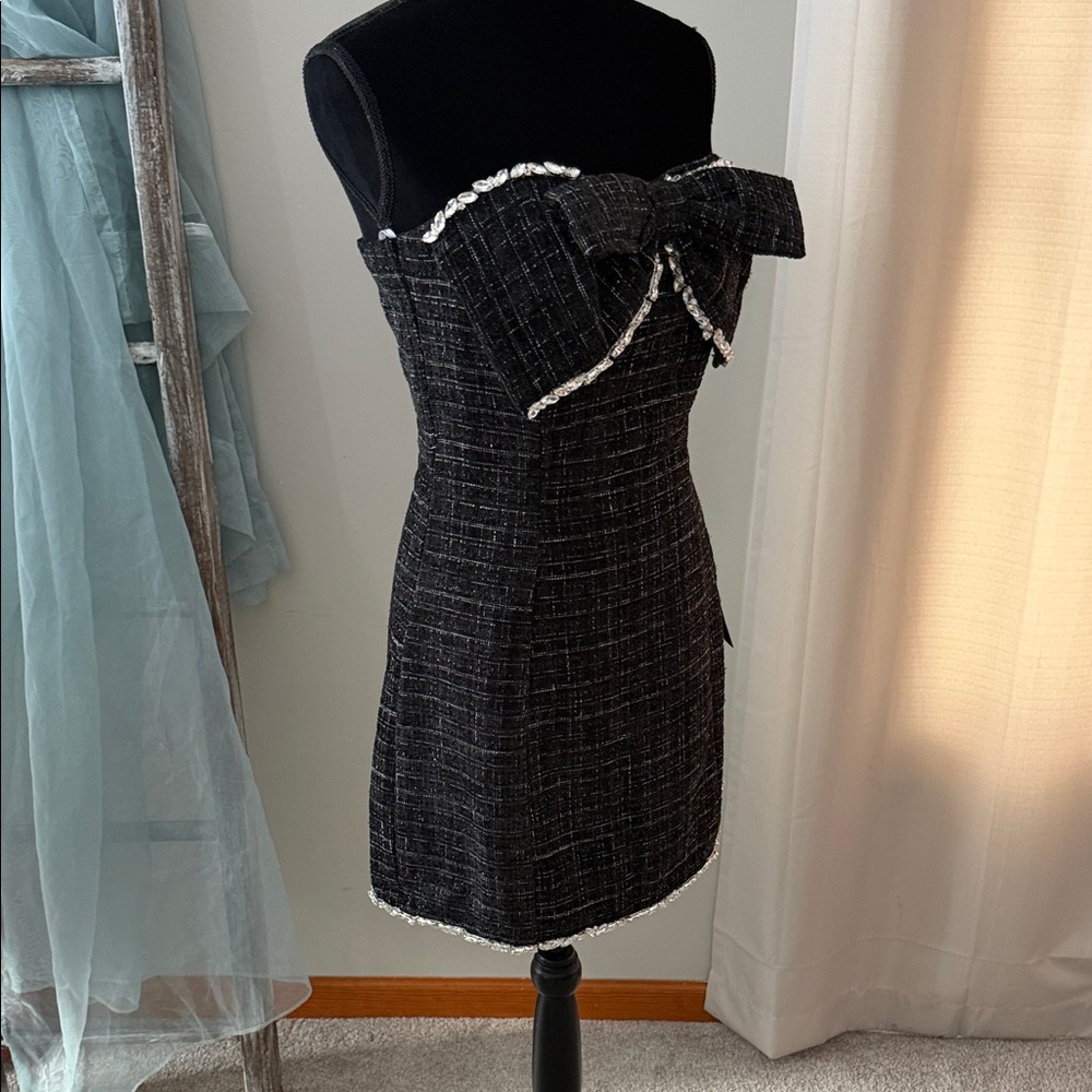 NWT lulus Black Tweed Strapless Rhinestone Bow Mini Dress Medium - Picture 9 of 13